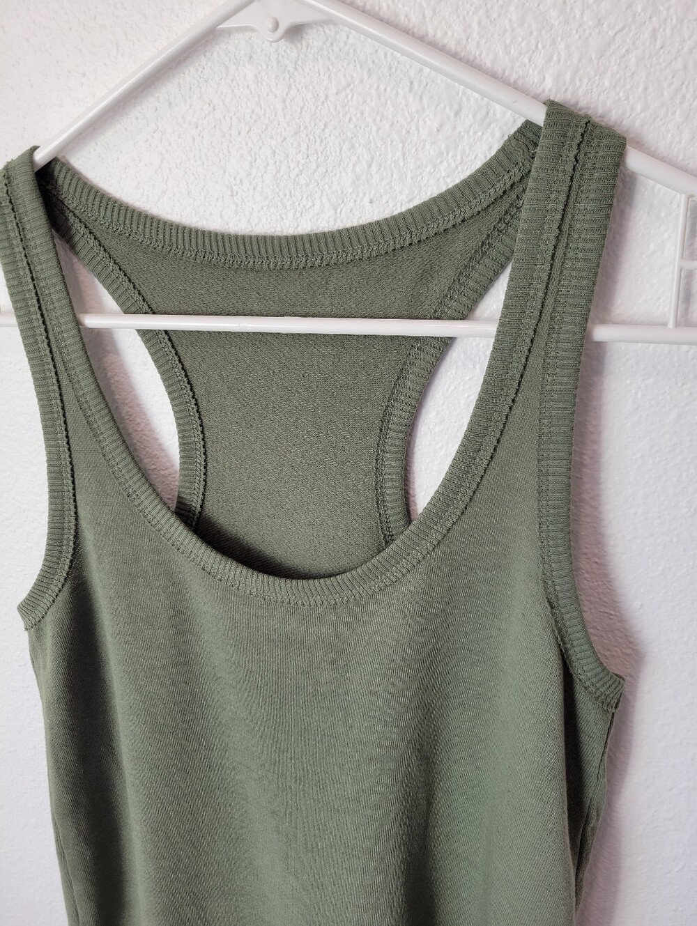 Aerie Womens XS Army Green Tunic Tank Racerback Soft Lounge Athleisure Top - Picture 2 of 7